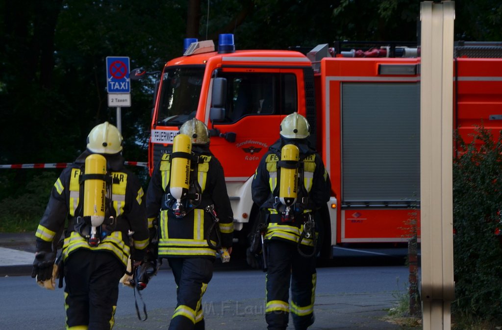 Feuer 3 Koeln Bocklemuend Goerlinger Zentrum P47.JPG - Miklos Laubert